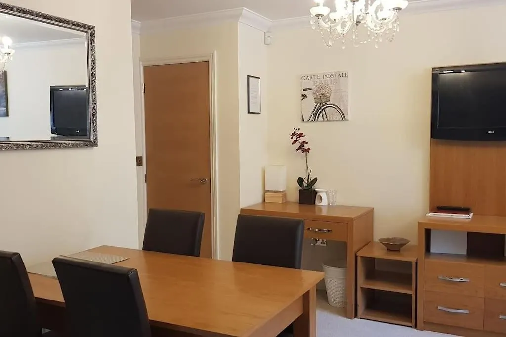 2 Bed Gf Apartment Walking Distance To The Beach Bournemouth United Kingdom